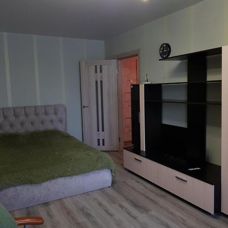 Apartment On Metro Mihalova มินสก์ ภายนอก รูปภาพ